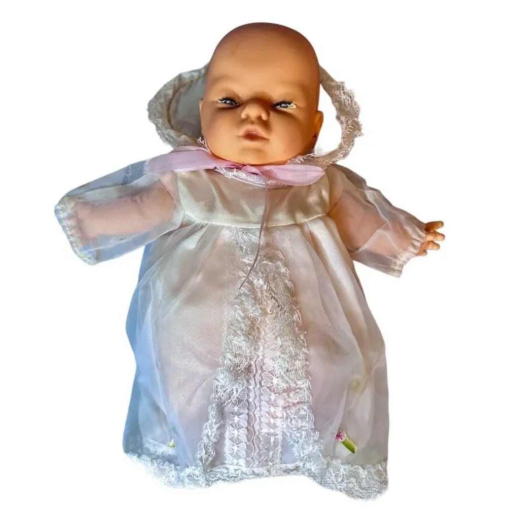 HAUNTED Vtg 1960s Uneeda Purty Doll Christening Gown Creepy Haunted House Prop